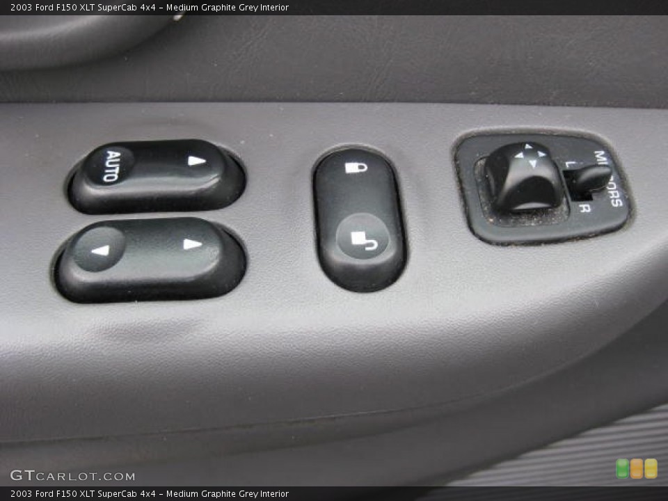 Medium Graphite Grey Interior Controls for the 2003 Ford F150 XLT SuperCab 4x4 #62113245