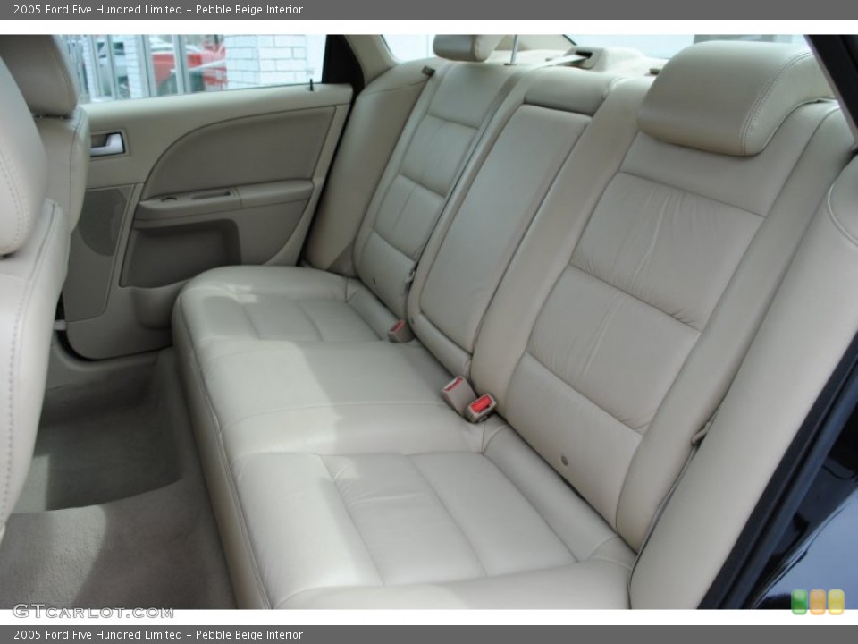Pebble Beige Interior Photo for the 2005 Ford Five Hundred Limited #62115211