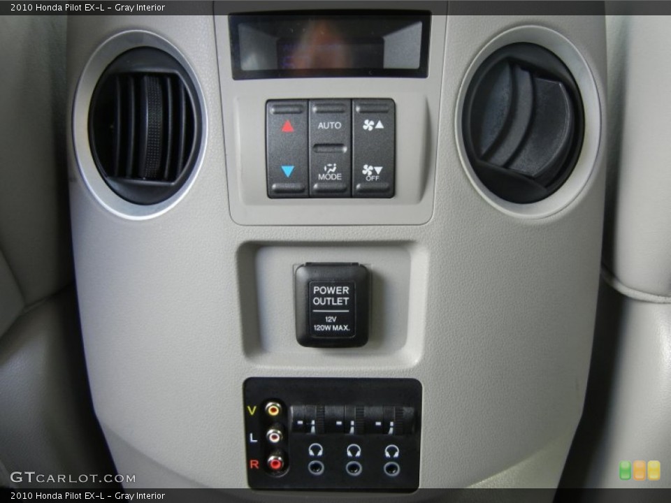 Gray Interior Controls for the 2010 Honda Pilot EX-L #62121263