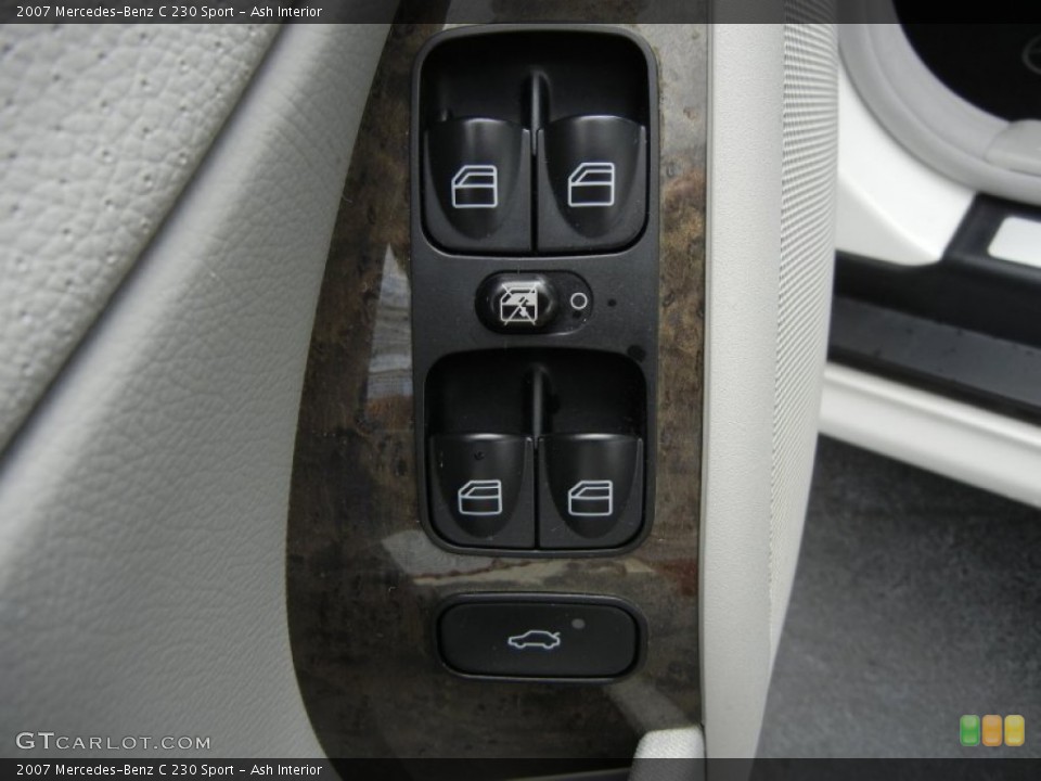 Ash Interior Controls for the 2007 Mercedes-Benz C 230 Sport #62121514