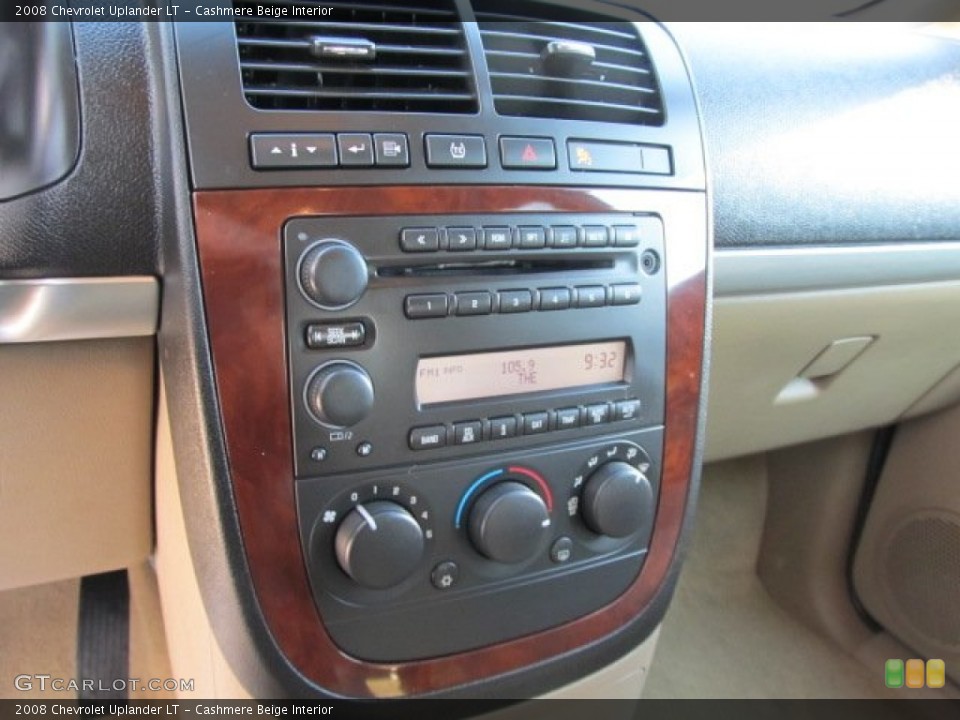 Cashmere Beige Interior Controls for the 2008 Chevrolet Uplander LT #62125136