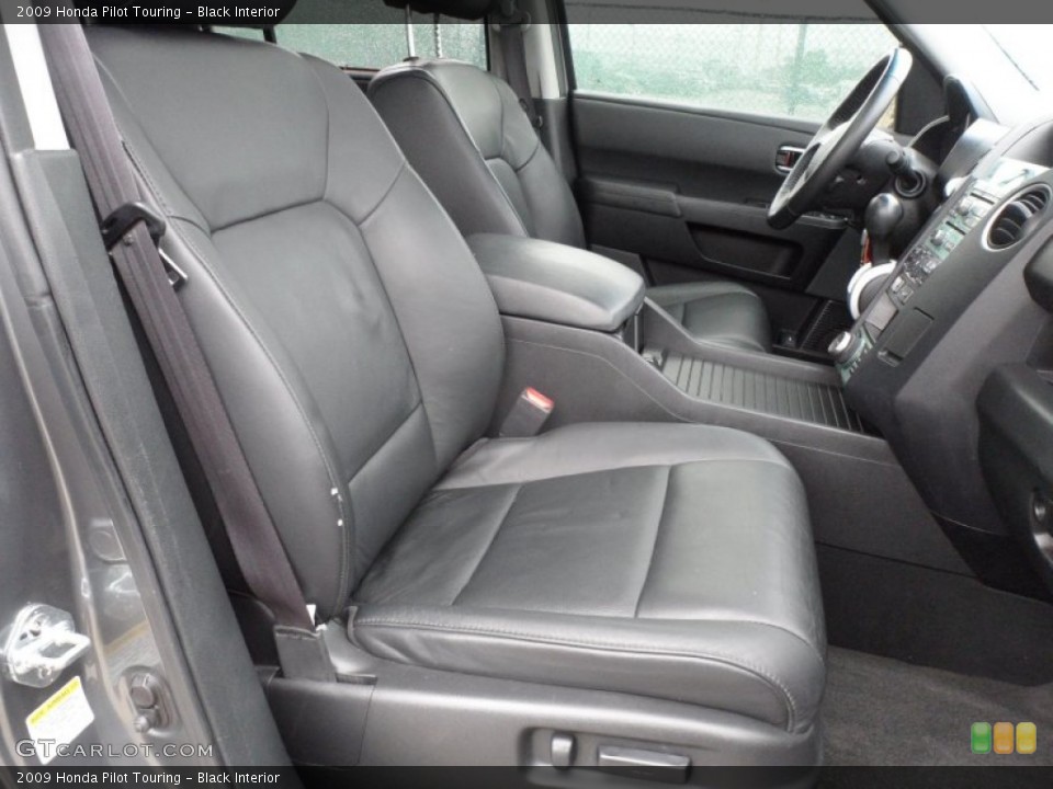 Black Interior Photo for the 2009 Honda Pilot Touring #62143336