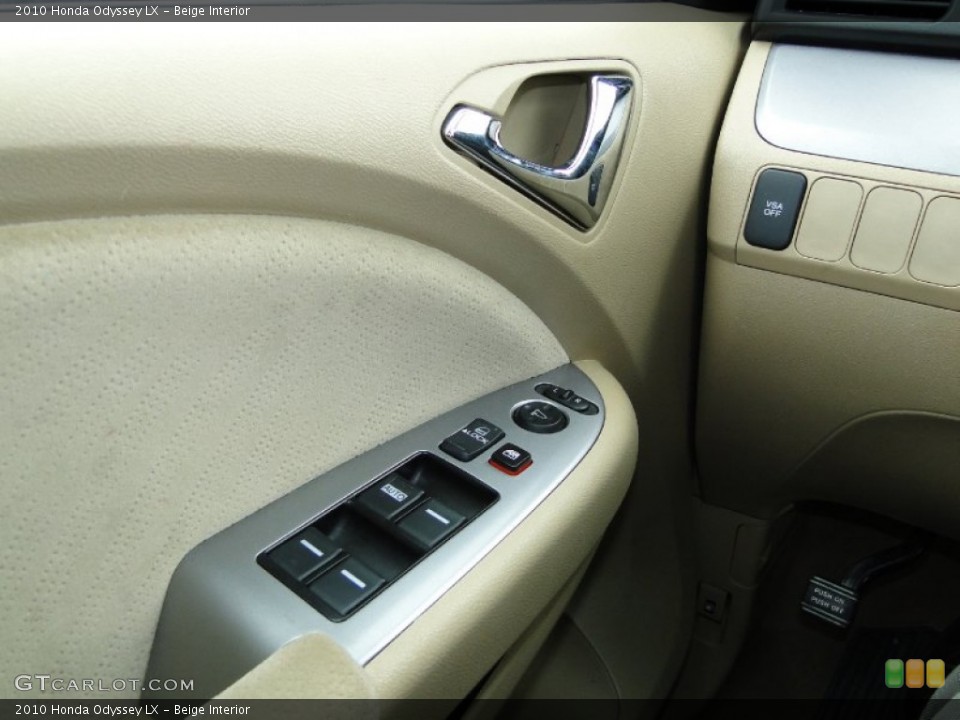 Beige Interior Photo for the 2010 Honda Odyssey LX #62143846