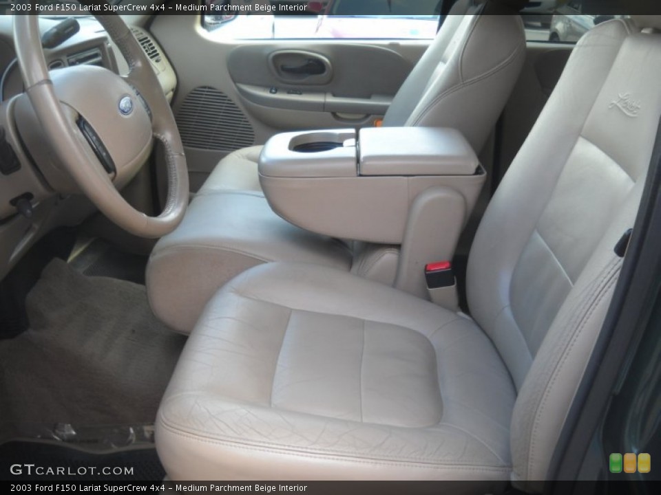 Medium Parchment Beige Interior Photo for the 2003 Ford F150 Lariat SuperCrew 4x4 #62151659