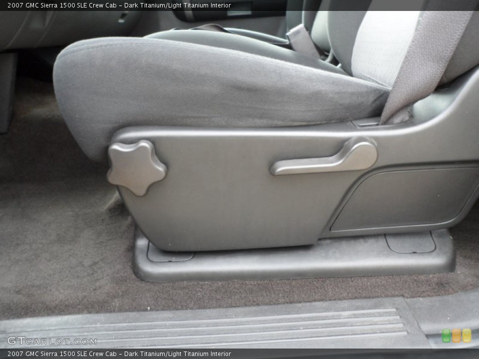 Dark Titanium/Light Titanium Interior Front Seat for the 2007 GMC Sierra 1500 SLE Crew Cab #62197059