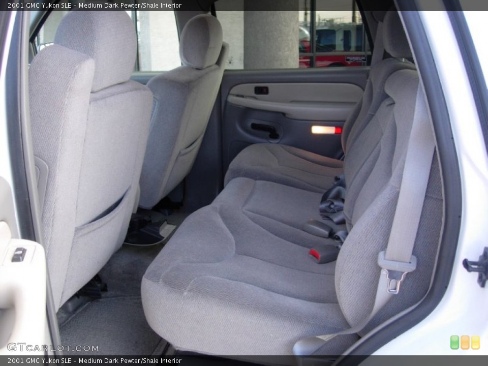 Medium Dark Pewter/Shale Interior Photo for the 2001 GMC Yukon SLE #62201270