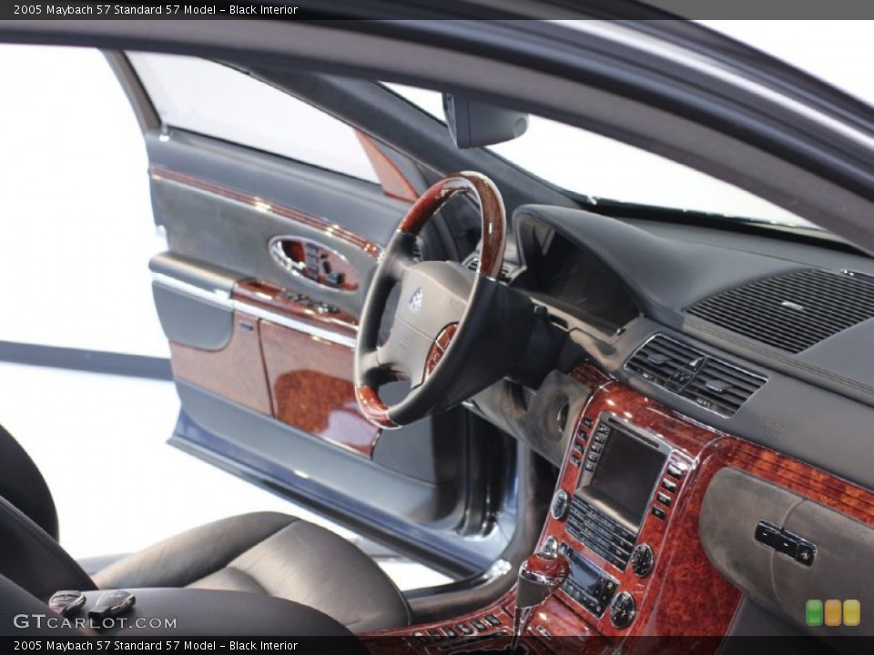 Black Interior Photo for the 2005 Maybach 57  #62204279