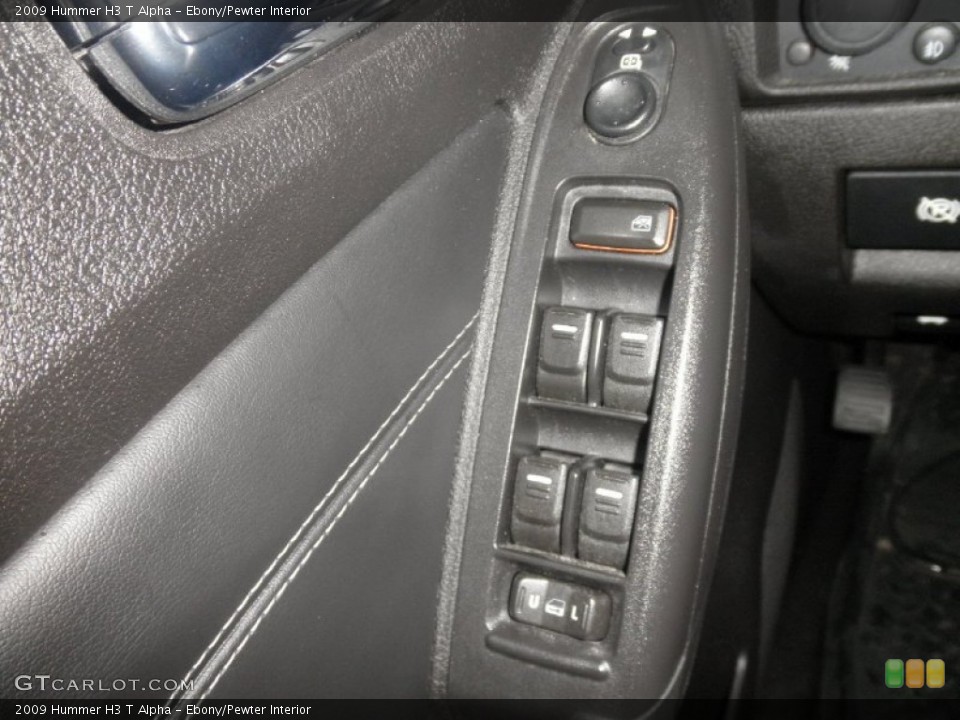 Ebony/Pewter Interior Controls for the 2009 Hummer H3 T Alpha #62211801