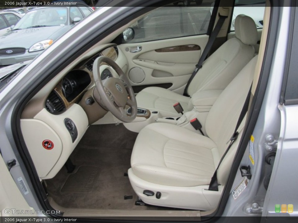 Ivory Interior Photo for the 2006 Jaguar X-Type 3.0 #62216565