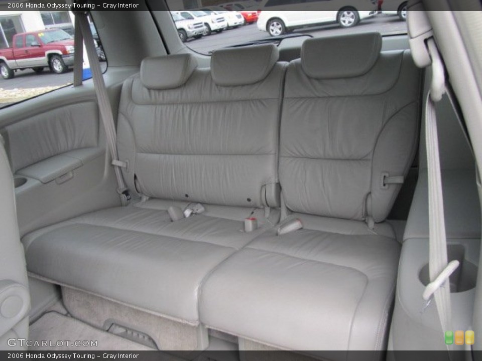 Gray Interior Rear Seat for the 2006 Honda Odyssey Touring #62227261