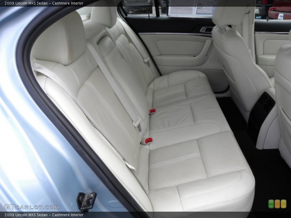 Cashmere Interior Rear Seat for the 2009 Lincoln MKS Sedan #62235472