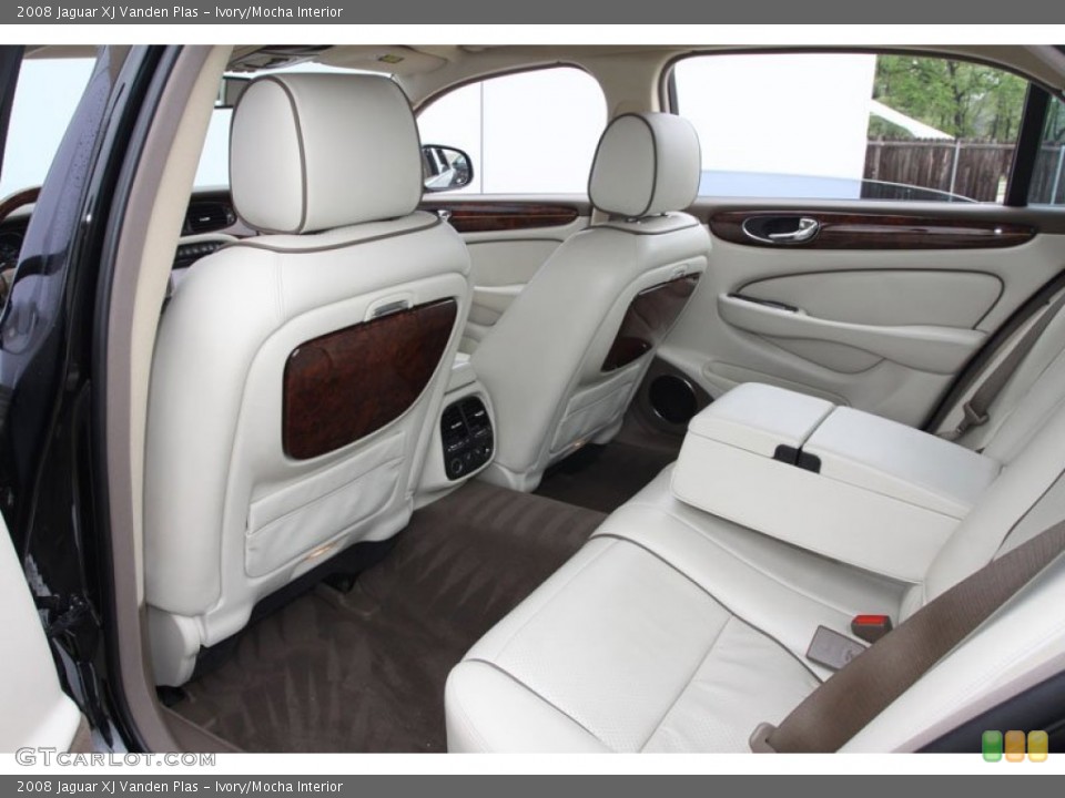 Ivory/Mocha Interior Photo for the 2008 Jaguar XJ Vanden Plas #62239117