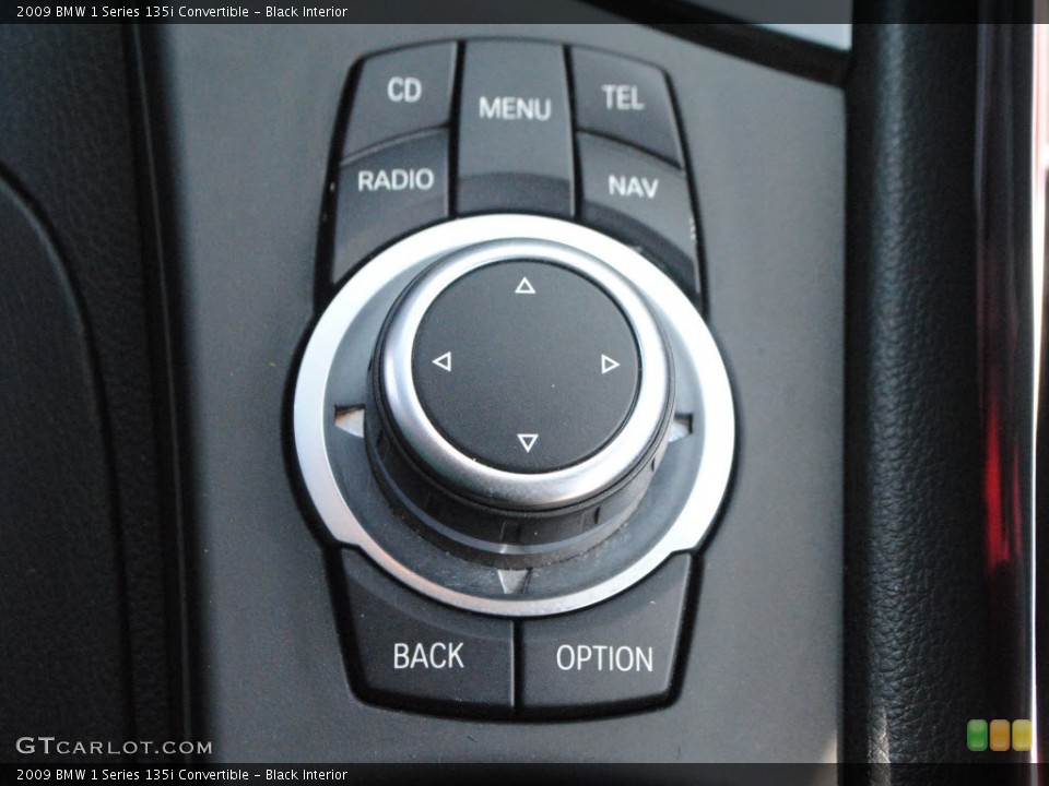Black Interior Controls for the 2009 BMW 1 Series 135i Convertible #62245591