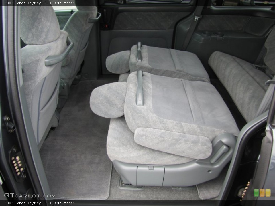 Quartz Interior Photo for the 2004 Honda Odyssey EX #62265763