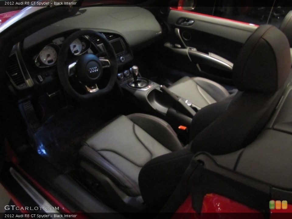 Black Interior Photo for the 2012 Audi R8 GT Spyder #62267131
