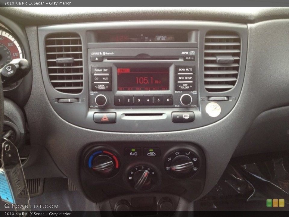 Gray Interior Controls for the 2010 Kia Rio LX Sedan #62275120