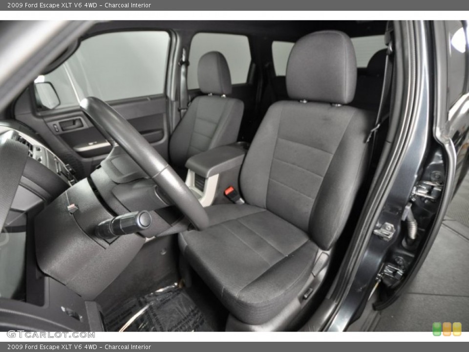 Charcoal Interior Photo for the 2009 Ford Escape XLT V6 4WD #62275513