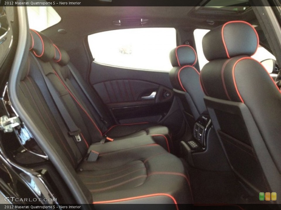 Nero Interior Rear Seat for the 2012 Maserati Quattroporte S #62283692