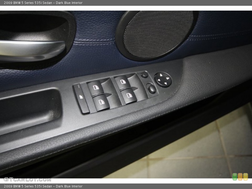 Dark Blue Interior Controls for the 2009 BMW 5 Series 535i Sedan #62288018