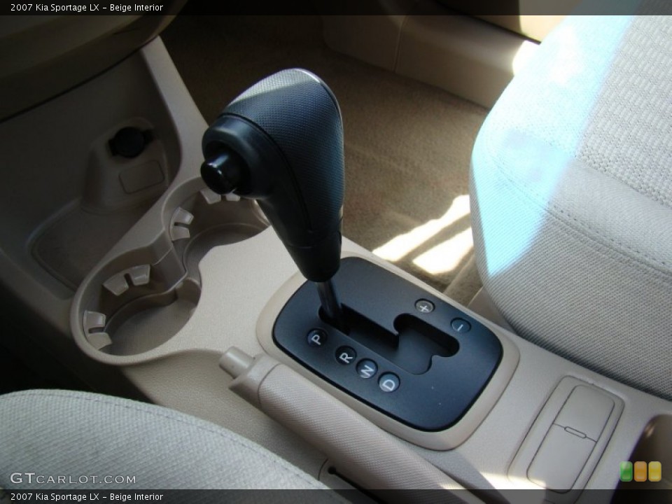 Beige Interior Transmission for the 2007 Kia Sportage LX #62305928