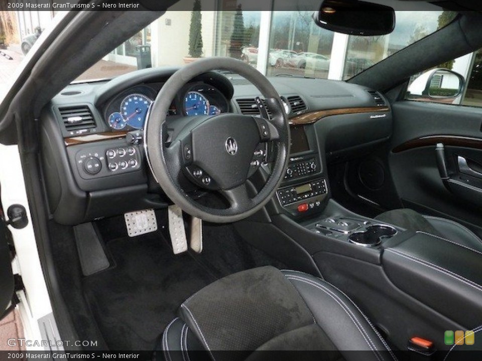Nero Interior Photo for the 2009 Maserati GranTurismo S #62309375