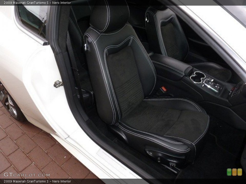 Nero Interior Front Seat for the 2009 Maserati GranTurismo S #62309492