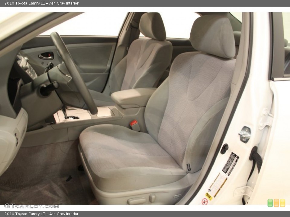 Ash Gray Interior Photo for the 2010 Toyota Camry LE #62320311