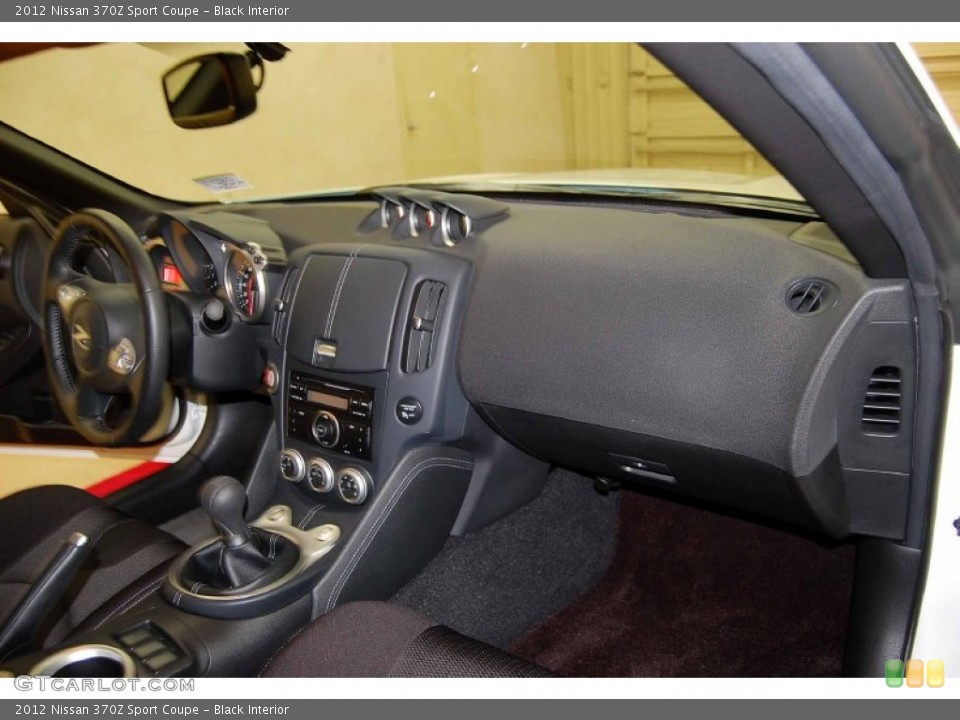 Black Interior Dashboard for the 2012 Nissan 370Z Sport Coupe #62324002