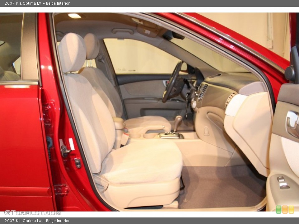 Beige Interior Photo for the 2007 Kia Optima LX #62333674