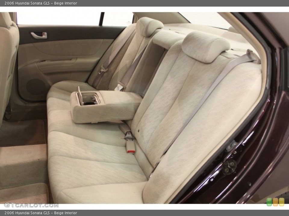 Beige Interior Photo for the 2006 Hyundai Sonata GLS #62336536