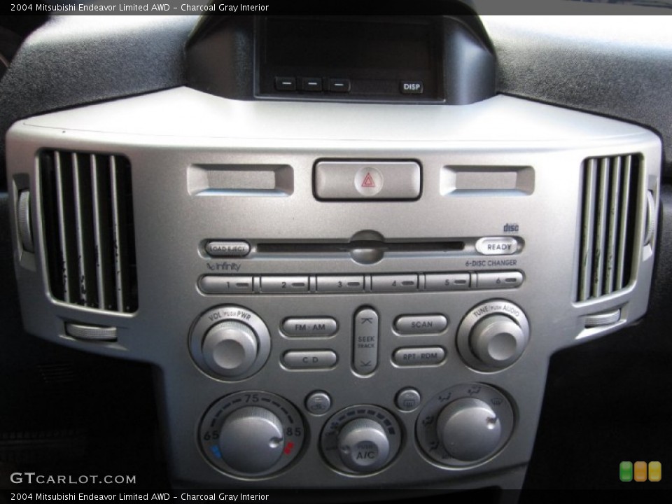 Charcoal Gray Interior Controls for the 2004 Mitsubishi Endeavor Limited AWD #62341967