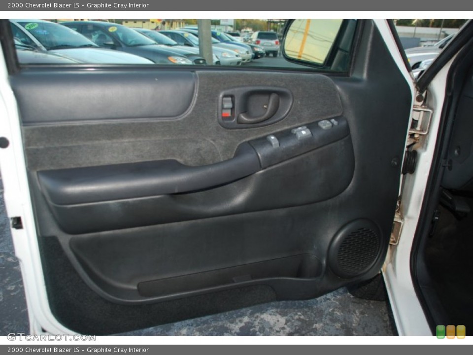 Graphite Gray Interior Door Panel for the 2000 Chevrolet Blazer LS #62347511