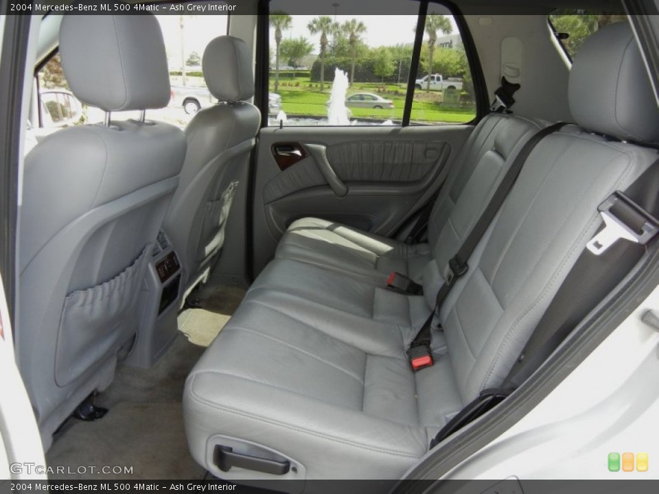 Ash Grey Interior Photo for the 2004 Mercedes-Benz ML 500 4Matic #62347796