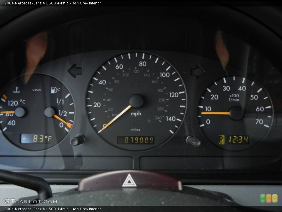 Ash Grey Interior Gauges for the 2004 Mercedes-Benz ML 500 4Matic #62347875