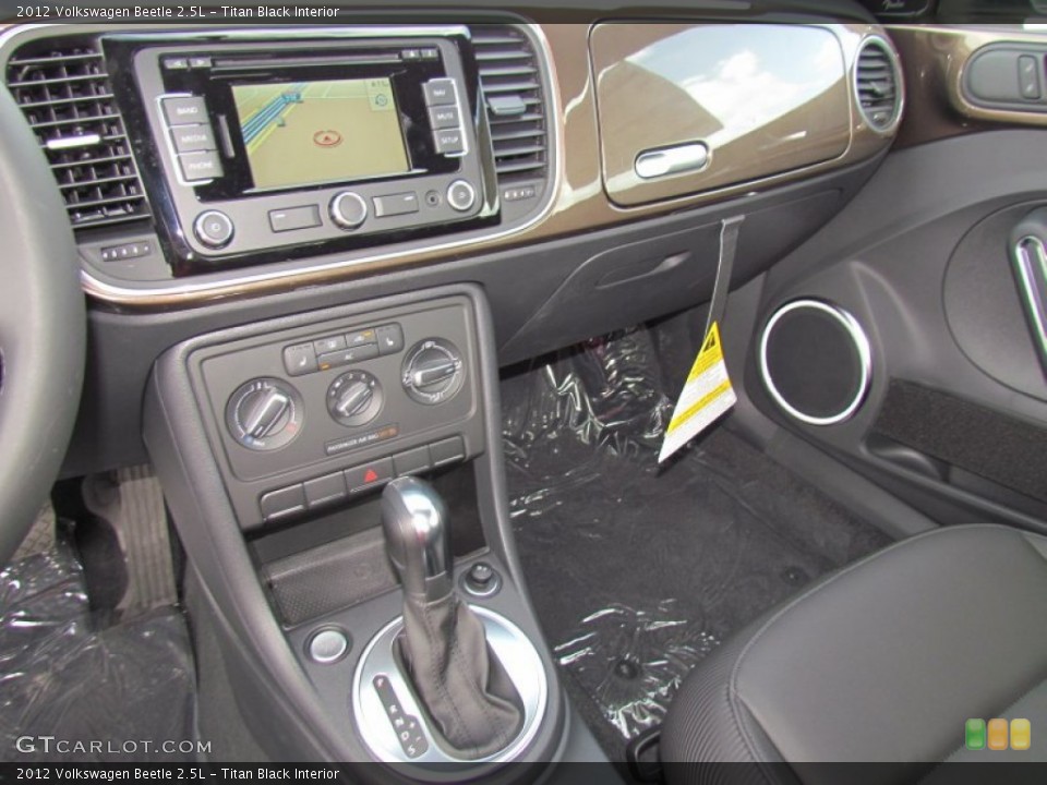 Titan Black Interior Dashboard for the 2012 Volkswagen Beetle 2.5L #62349047