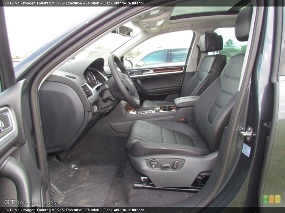 Black Anthracite Interior Photo for the 2012 Volkswagen Touareg VR6 FSI Executive 4XMotion #62349077