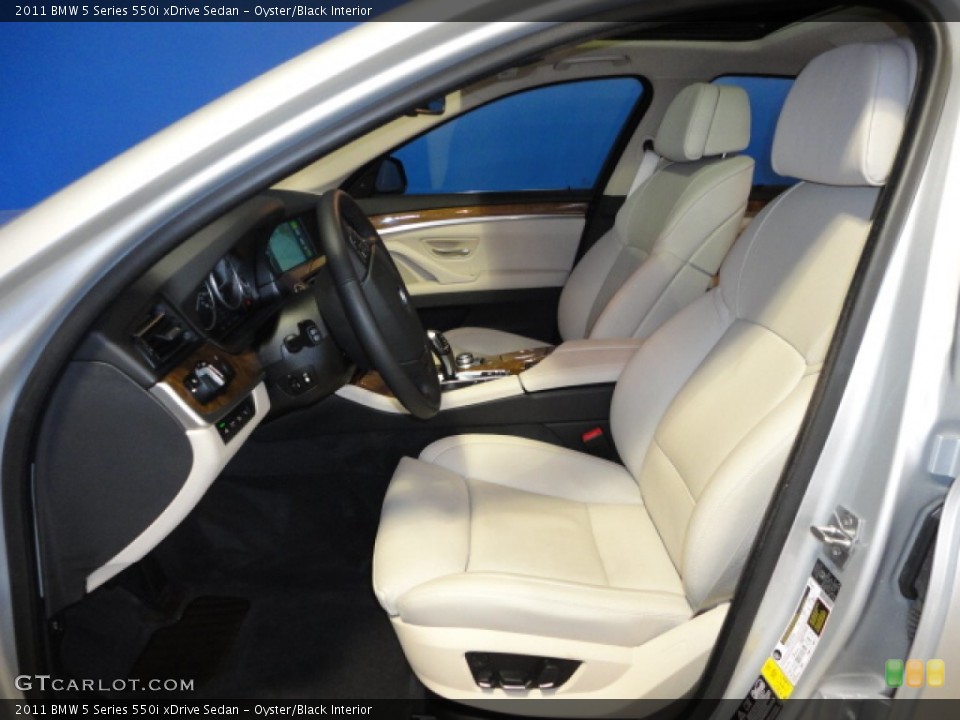 Oyster/Black Interior Photo for the 2011 BMW 5 Series 550i xDrive Sedan #62351537