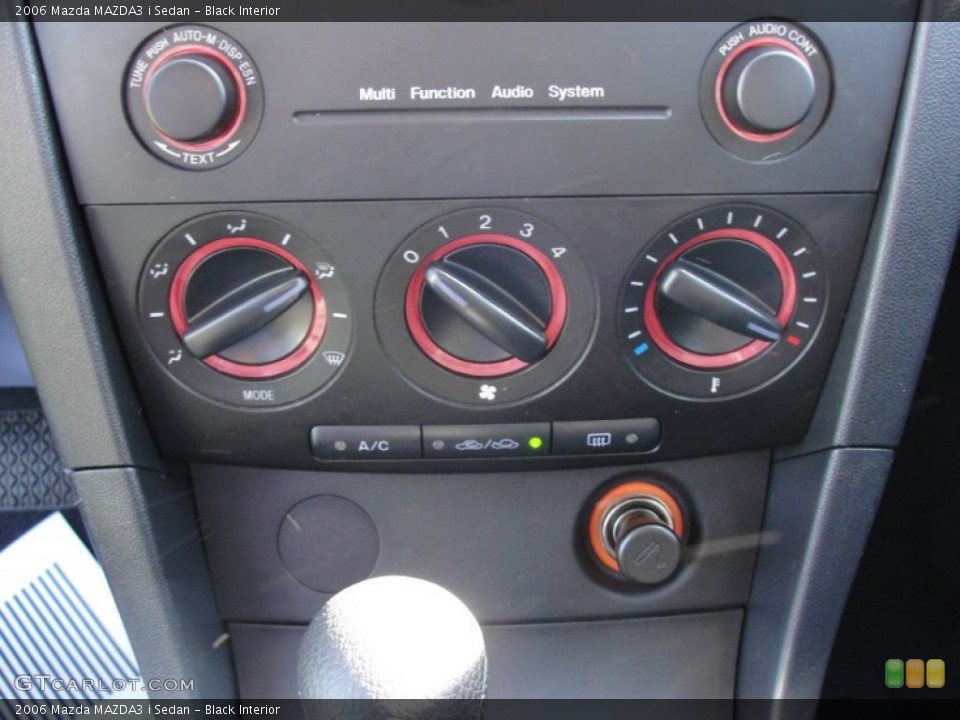Black Interior Controls for the 2006 Mazda MAZDA3 i Sedan #62362428