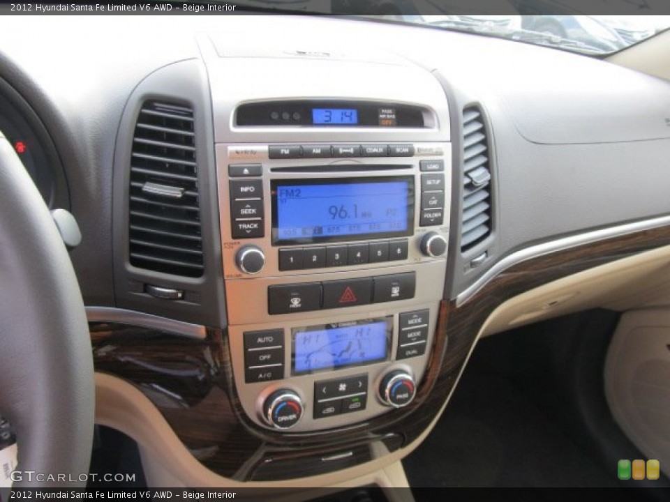 Beige Interior Controls for the 2012 Hyundai Santa Fe Limited V6 AWD #62363202