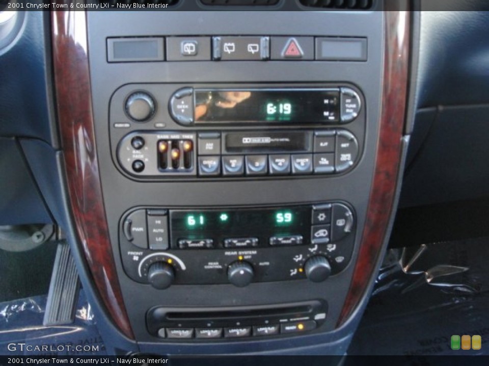 Navy Blue Interior Controls for the 2001 Chrysler Town & Country LXi #62373474