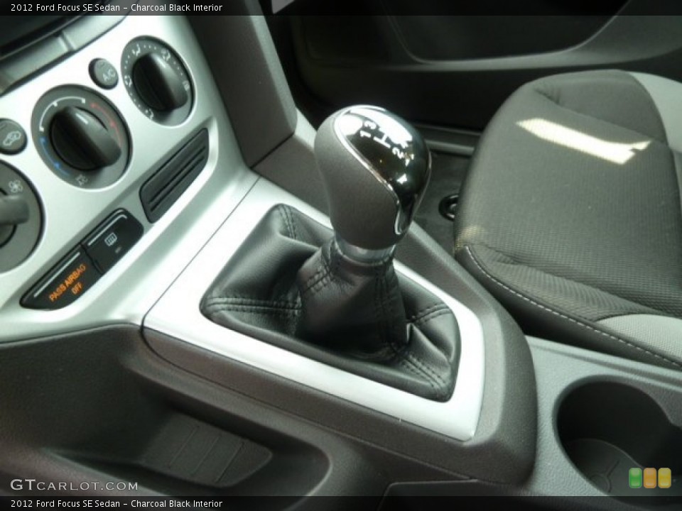 Charcoal Black Interior Transmission for the 2012 Ford Focus SE Sedan #62381519