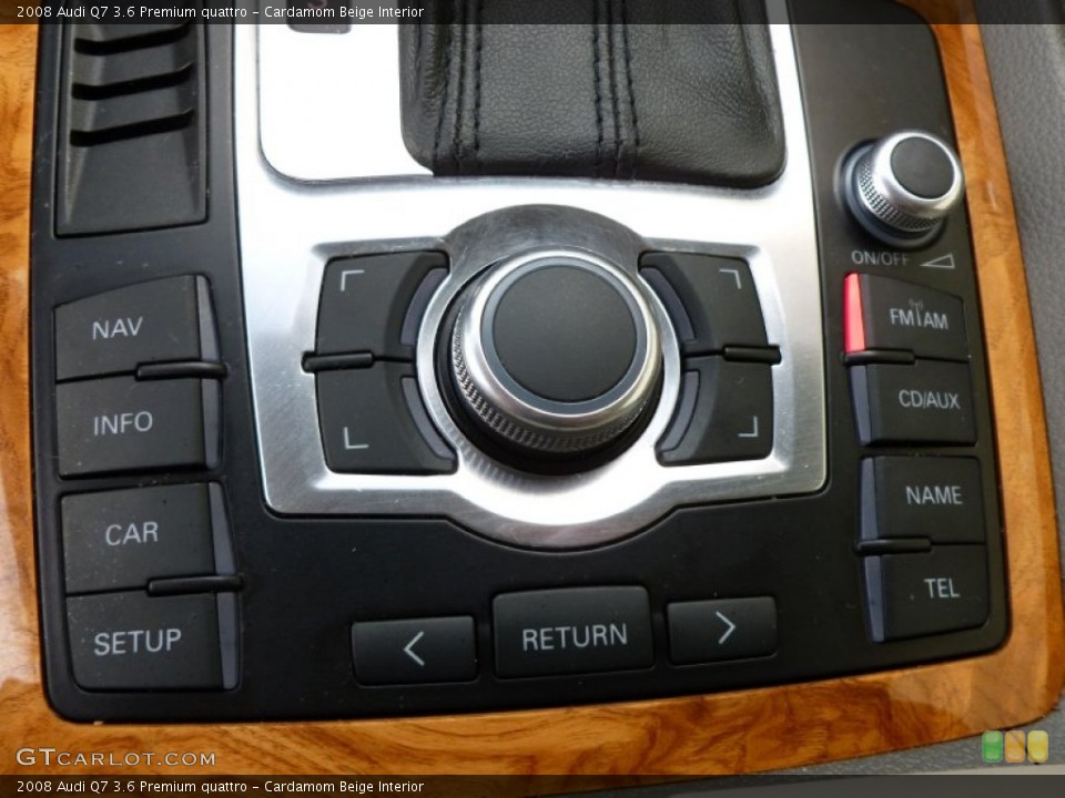 Cardamom Beige Interior Controls for the 2008 Audi Q7 3.6 Premium quattro #62382261