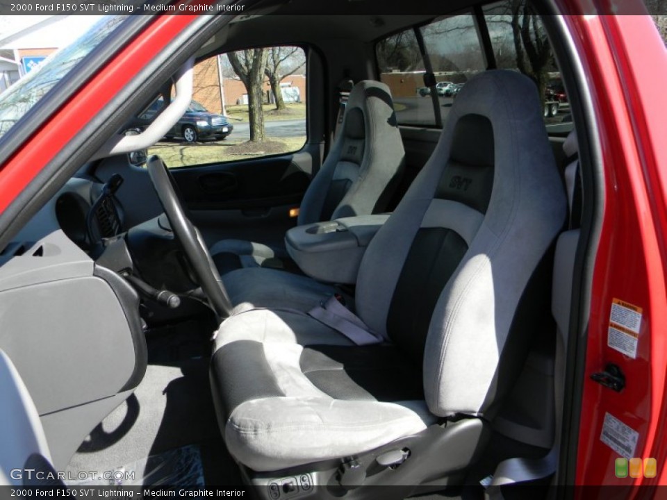 Medium Graphite Interior Photo for the 2000 Ford F150 SVT Lightning #62383125