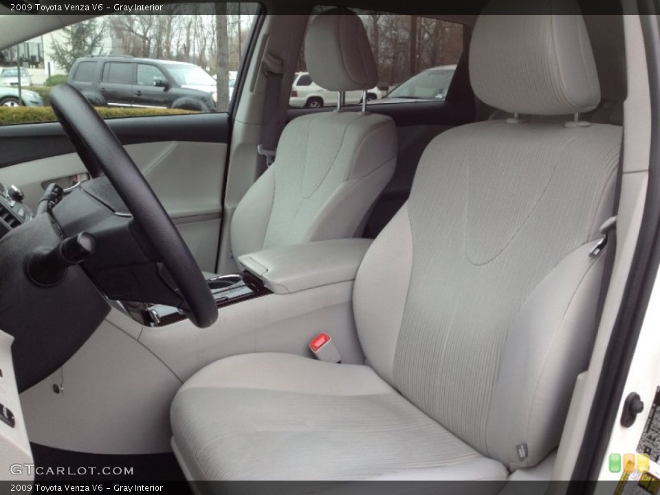 Gray Interior Photo for the 2009 Toyota Venza V6 #62400962