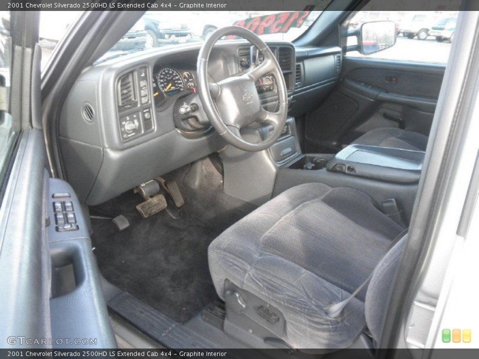 Graphite Interior Photo for the 2001 Chevrolet Silverado 2500HD LS Extended Cab 4x4 #62405358
