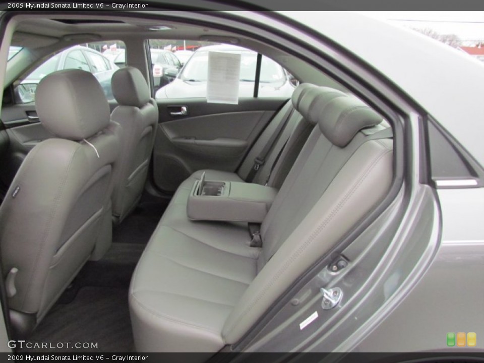 Gray Interior Photo for the 2009 Hyundai Sonata Limited V6 #62408589