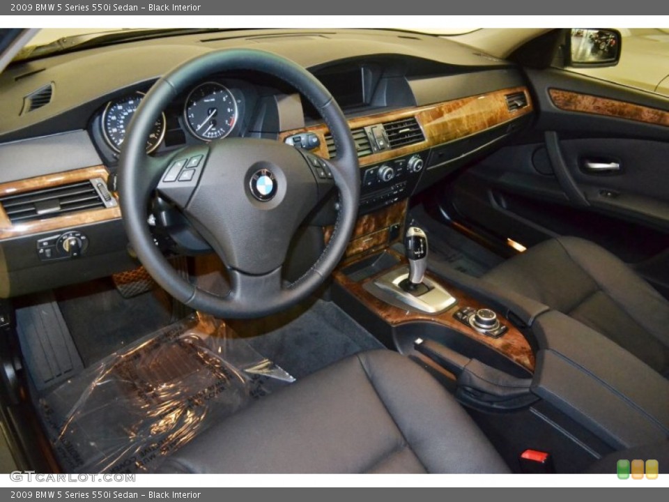 Black Interior Prime Interior for the 2009 BMW 5 Series 550i Sedan #62412344