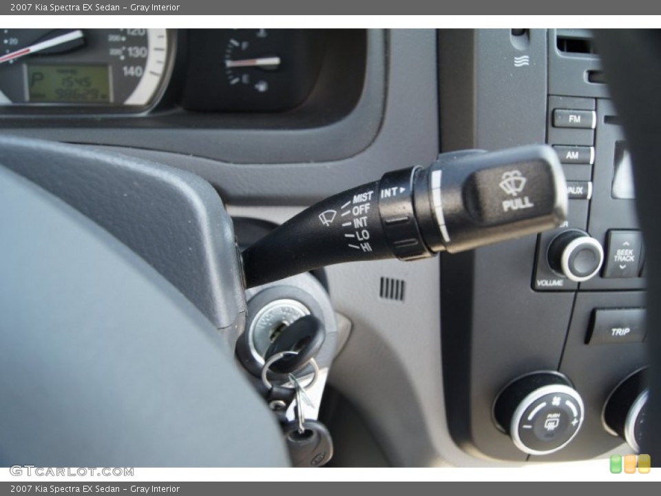 Gray Interior Controls for the 2007 Kia Spectra EX Sedan #62427962
