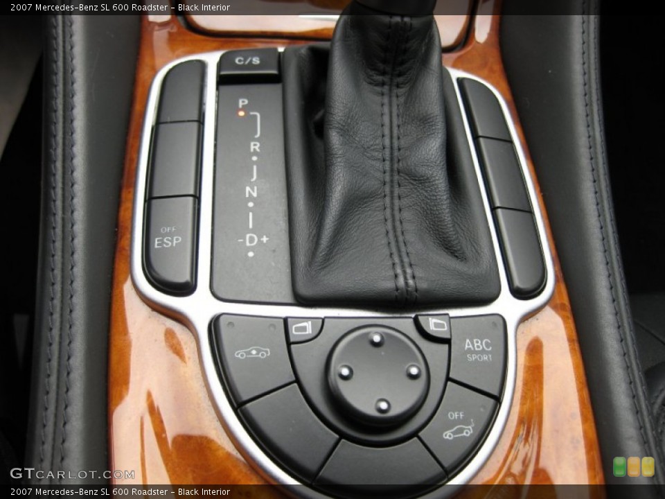 Black Interior Controls for the 2007 Mercedes-Benz SL 600 Roadster #62429745