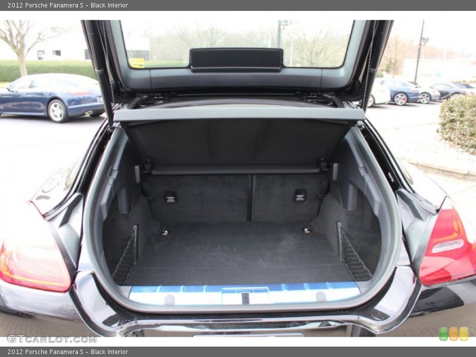 Black Interior Trunk for the 2012 Porsche Panamera S #62430576